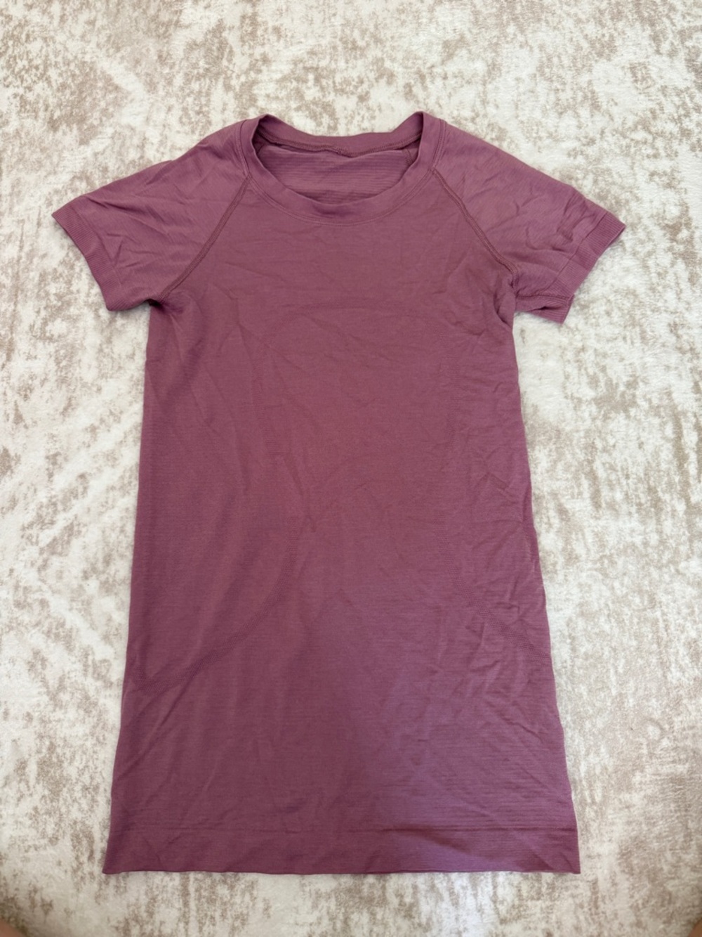 Lululemon Swiftly Tech Short Sleeve Plumful Size 2